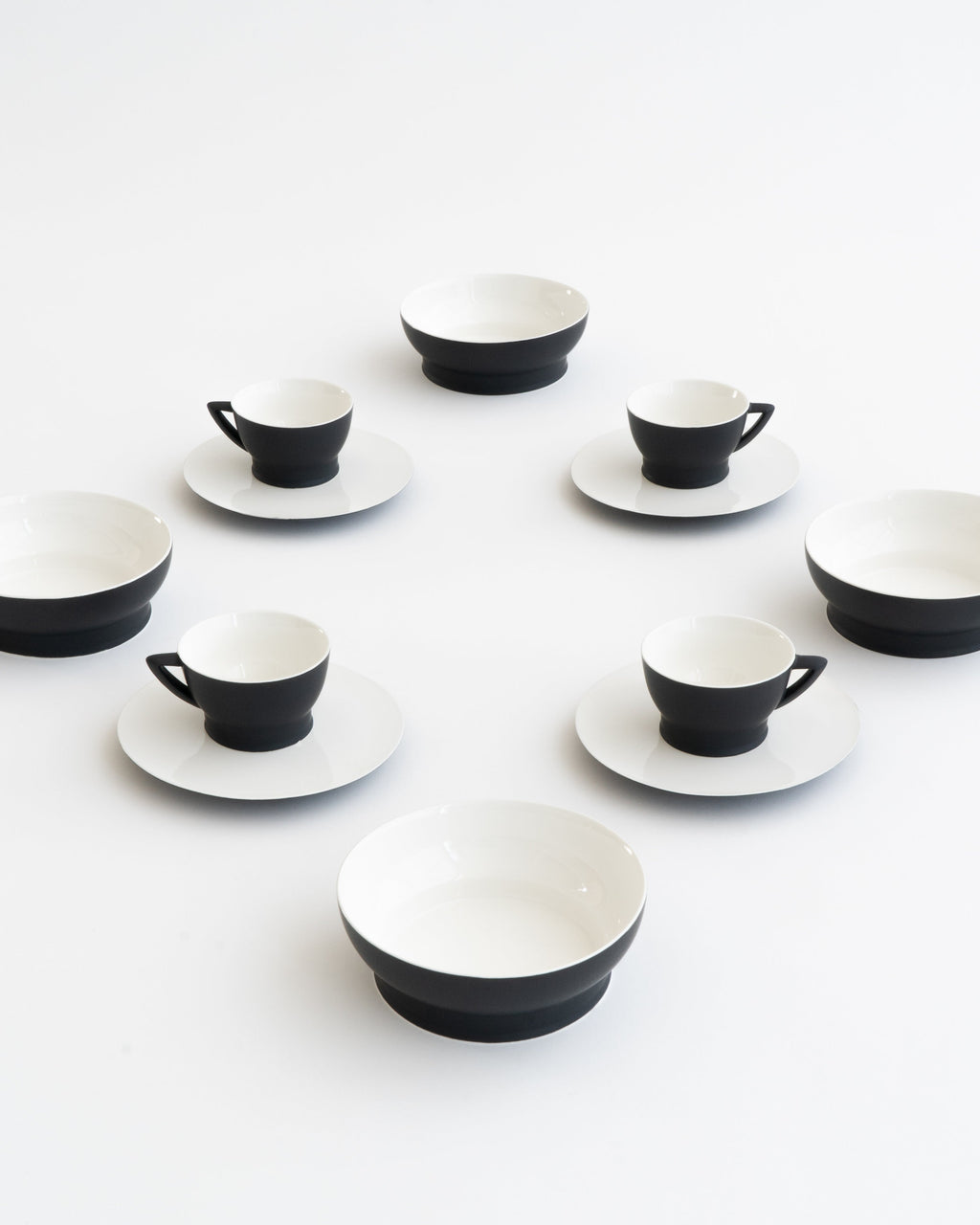 Breakfast Set 12 pieces - Ra - Black/off white