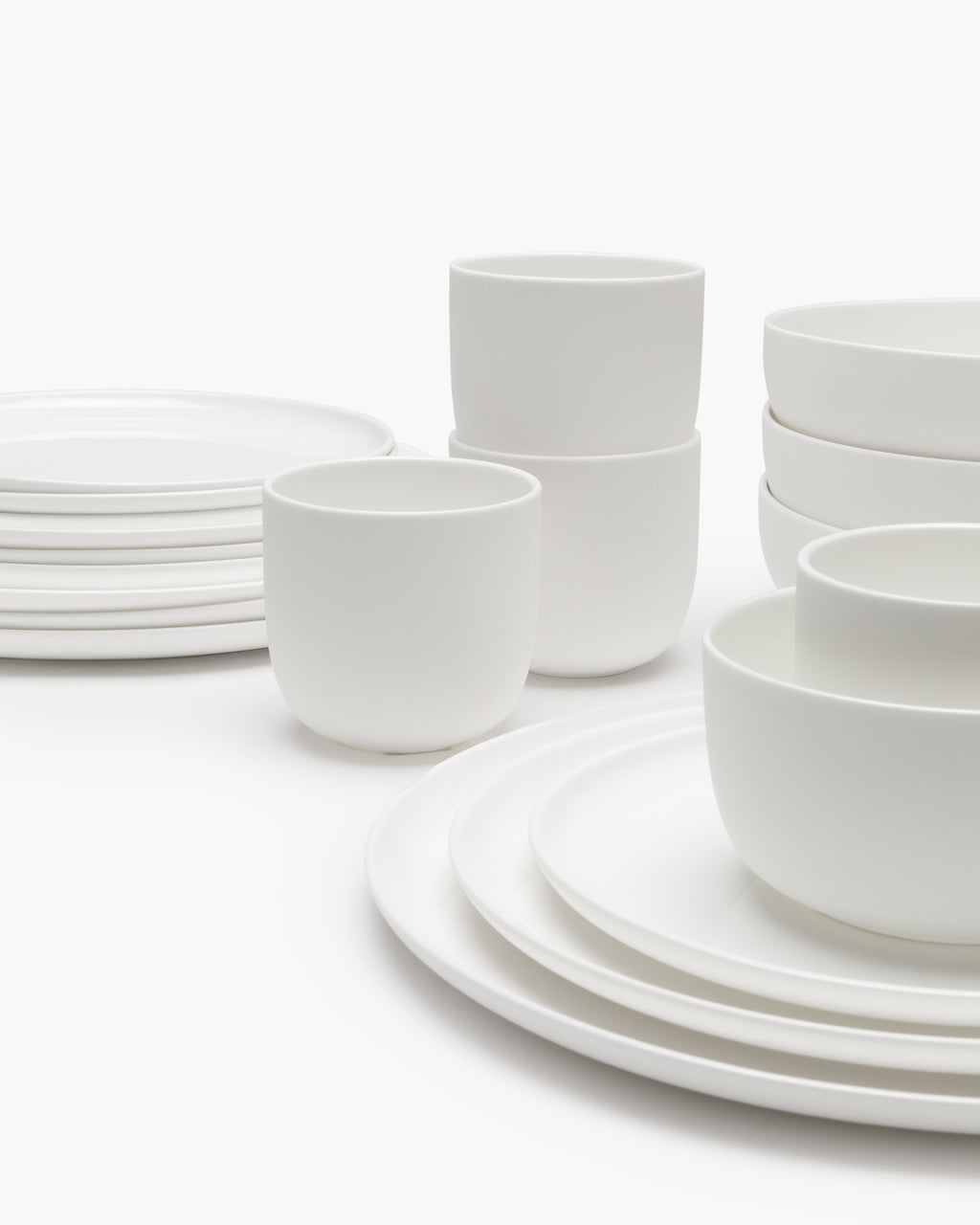Full Set 24 pieces - Set Base tableware by Piet Boon - white