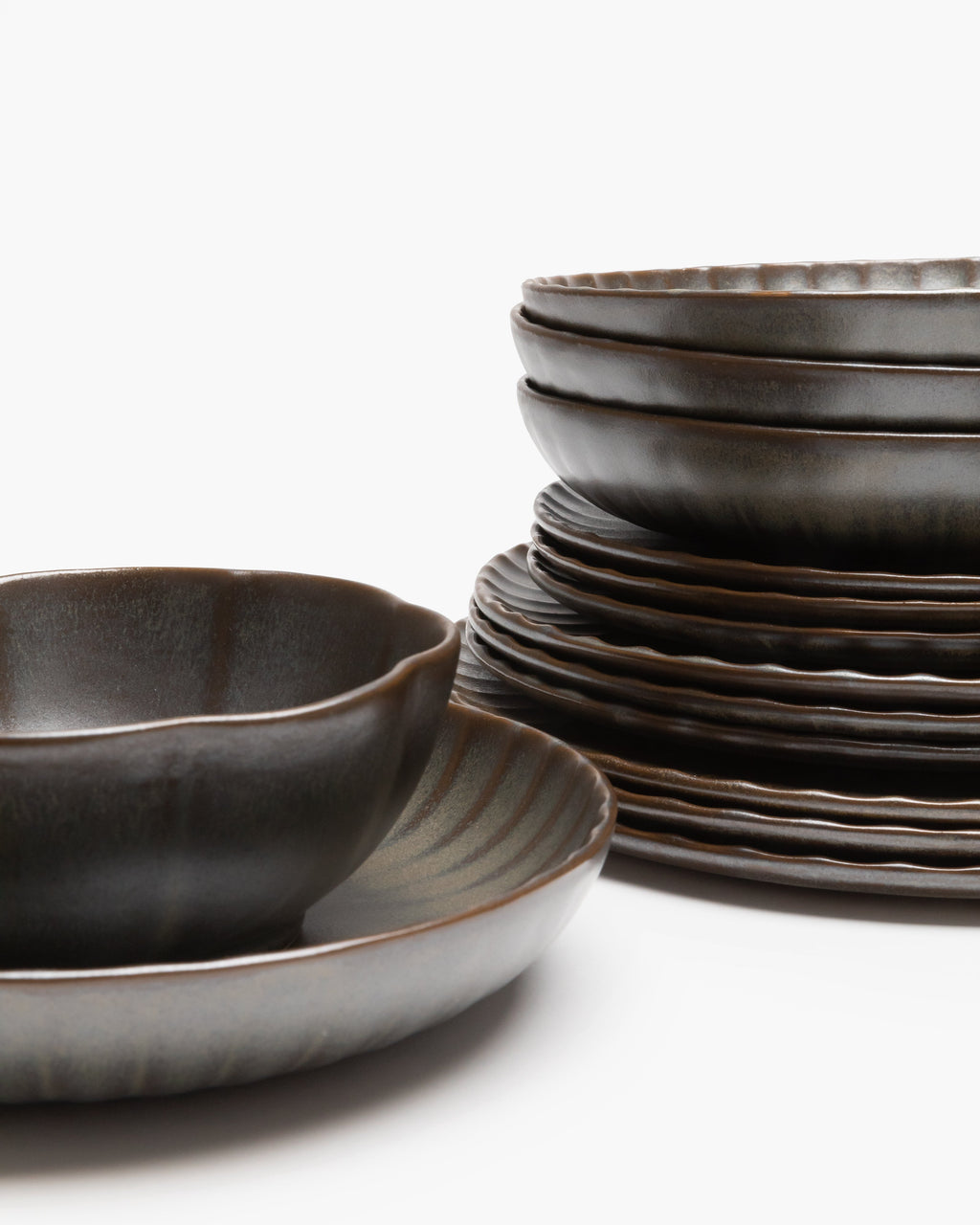 Full Set 28 pieces - Inku Tableware by Sergio Herman - green